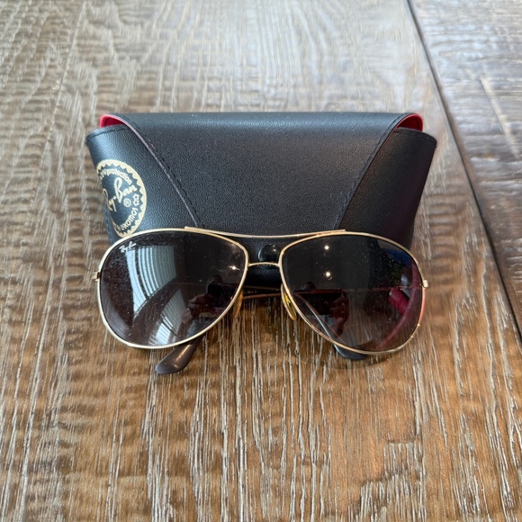 Rayban Aviator Sunglasses - Picture 1 of 5